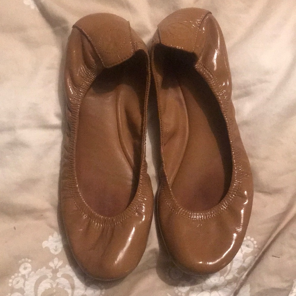 Patent leather ballet flats